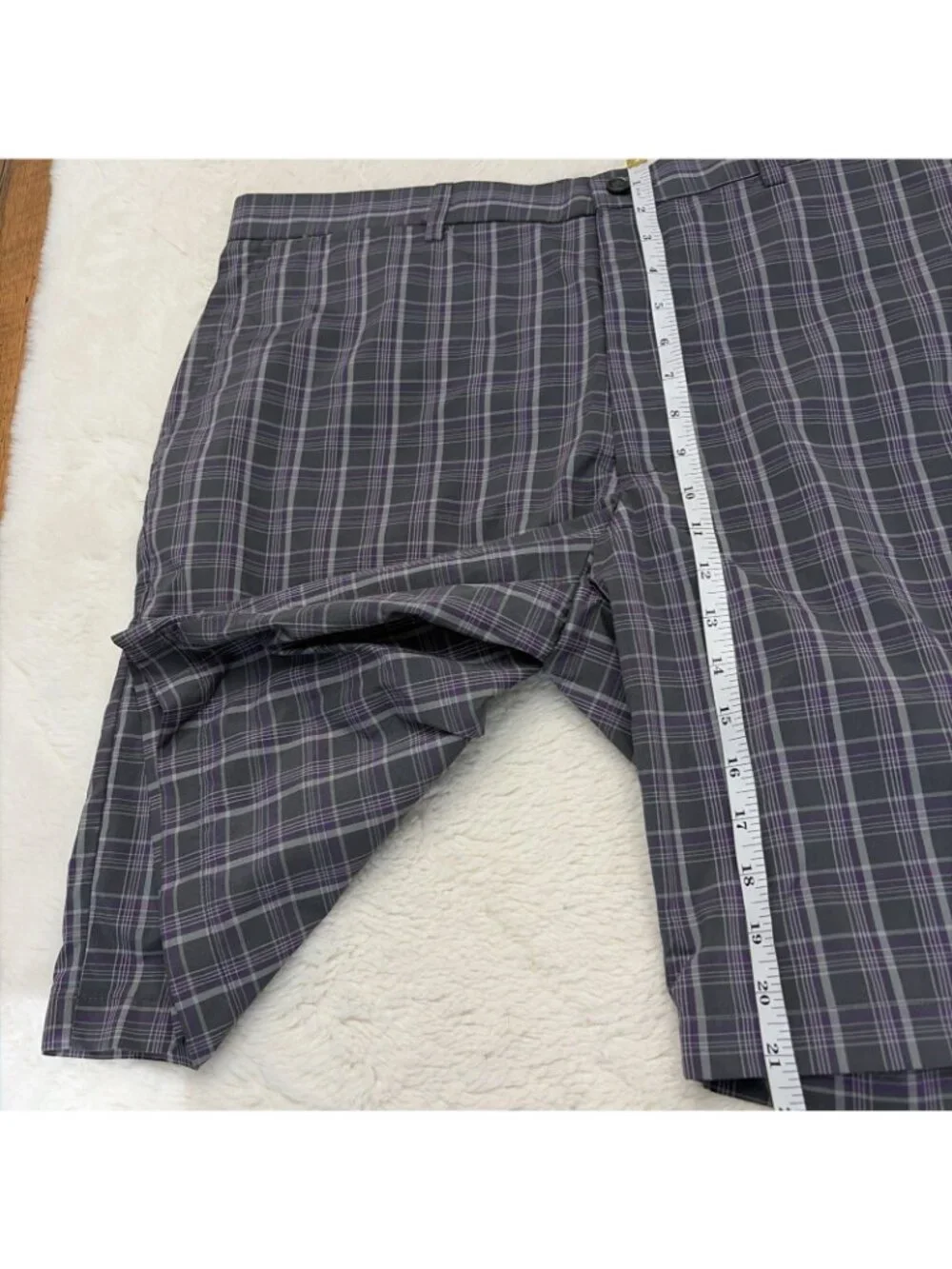 Ben Hogan Performance Golf Shorts NWT  40W Gray Purple Plaid